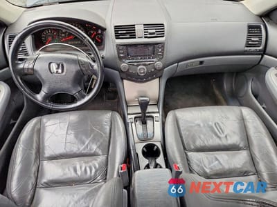 Zdjęcie 8 z 12 samochodu: 2003 HONDA ACCORD EX VIN:1HGCM665X3A008694 - miniatura
