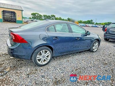 Trzecie zdjęcie samochodu z tyłu: 2013 VOLVO S60 T5 VIN:YV1612FS9D2209012 - miniatura