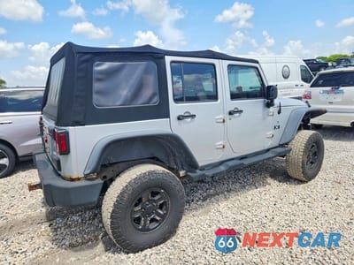 Trzecie zdjęcie samochodu z tyłu: 2007 JEEP WRANGLER X VIN:1J4GA39197L140348 - miniatura