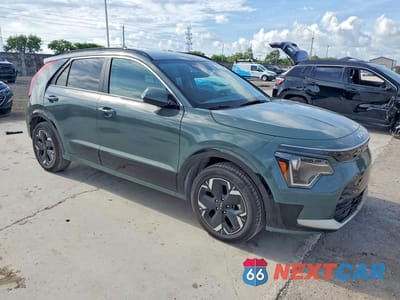 Czwarte zdjęcie samochodu z boku: 2024 KIA NIRO WIND VIN:KNDCR3L17R5090465 - miniatura