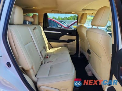 Zdjęcie 11 z 14 samochodu: 2017 TOYOTA HIGHLANDER XLE VIN:5TDJZRFH8HS478879 - miniatura