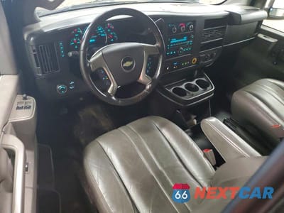 Zdjęcie 8 z 12 samochodu: 2018 CHEVROLET EXPRESS G2500 VIN:1GCWGAFP7J1186065 - miniatura