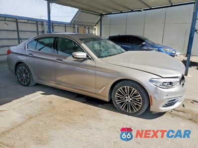 Czwarte zdjęcie samochodu z boku: 2018 BMW 530E VIN:WBAJA9C56JB249337 - miniatura