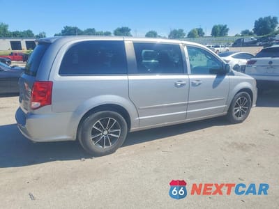 Trzecie zdjęcie samochodu z tyłu: 2015 DODGE GRAND CARAVAN SE VIN:2C4RDGBG0FR669608 - miniatura
