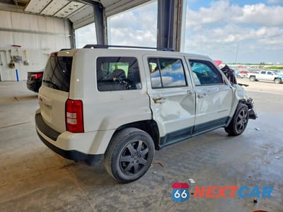 Trzecie zdjęcie samochodu z tyłu: 2011 JEEP PATRIOT SPORT VIN:1J4NF1GB5BD258568 - miniatura
