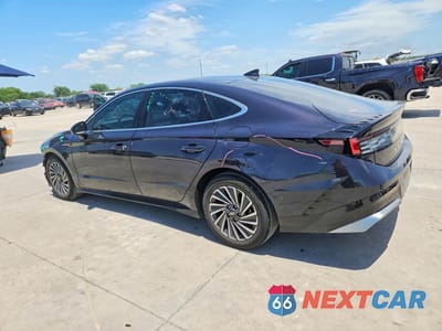 Drugie zdjęcie samochodu z przodu: 2024 HYUNDAI SONATA HYBRID SEL VIN:KMHL34JJXRA094636 - miniatura
