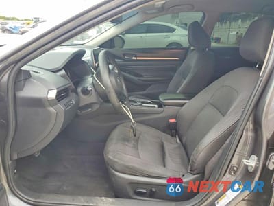 Zdjęcie 7 z 12 samochodu: 2021 NISSAN ALTIMA SV VIN:1N4BL4DV4MN414779 - miniatura