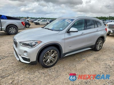 2017 BMW X1 XDRIVE28I WBXHT3Z34H4A57871 - główne zdjęcie licytacji z USA - miniatura