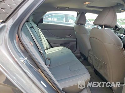 Zdjęcie 10 z 12 samochodu: 2025 HYUNDAI ELANTRA SEL VIN:KMHLS4DG6SU972263 - miniatura