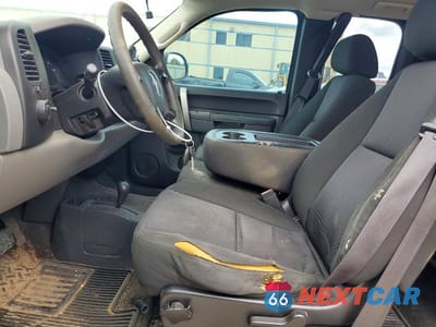 Zdjęcie 7 z 12 samochodu: 2011 GMC SIERRA K1500 SL VIN:1GTR2UEA5BZ250021 - miniatura