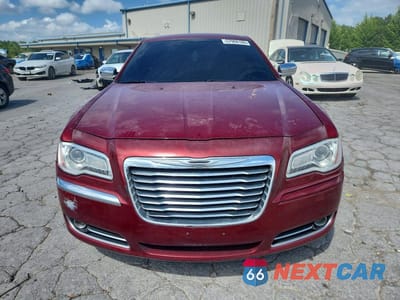 Piąte zdjęcie samochodu w środku: 2014 CHRYSLER 300C VIN:2C3CCAKT9EH170057 - miniatura