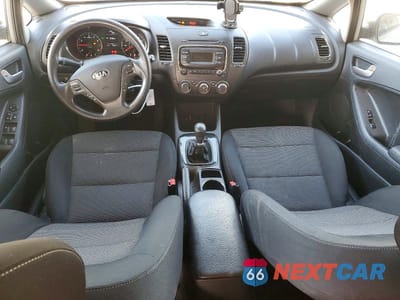 Zdjęcie 8 z 13 samochodu: 2018 KIA FORTE LX VIN:3KPFK4A75JE208066 - miniatura