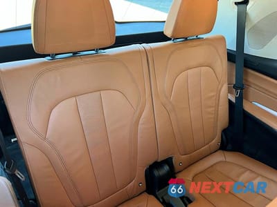 Zdjęcie 11 z 13 samochodu: 2019 BMW X7 XDRIVE50I VIN:5UXCX4C59KLS38985 - miniatura