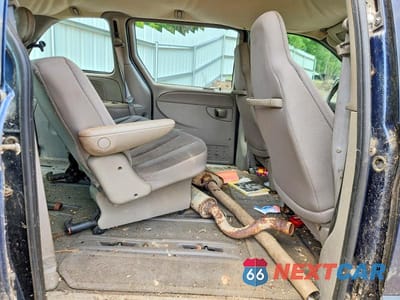 Zdjęcie 10 z 12 samochodu: 2002 CHRYSLER VOYAGER VIN:1C4GJ25342B733198 - miniatura