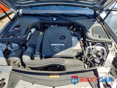 Zdjęcie 11 z 12 samochodu: 2018 MERCEDES-BENZ E 300 4MATIC VIN:WDDZF4KB0JA397688 - miniatura