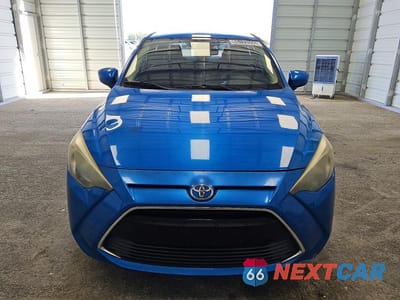 Piąte zdjęcie samochodu w środku: 2017 TOYOTA YARIS IA BASE VIN:3MYDLBYV0HY196254 - miniatura