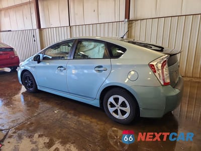 Drugie zdjęcie samochodu z przodu: 2014 TOYOTA PRIUS TWO VIN:JTDKN3DU0E1782231 - miniatura