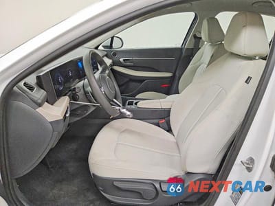 Zdjęcie 7 z 13 samochodu: 2026 HYUNDAI SONATA HYBRID BLUE VIN:KMHL24JJ2TA142883 - miniatura
