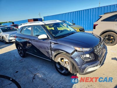Czwarte zdjęcie samochodu z boku: 2026 HYUNDAI VENUE SEL VIN:KMHRC8A39TU424856 - miniatura