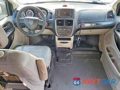 Zdjęcie 8 z 13 samochodu: 2017 DODGE GRAND CARAVAN SE VIN:2C4RDGBG7HR776500 - miniatura