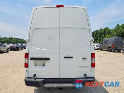 Zdjęcie 6 z 13 samochodu: 2018 NISSAN NV 2500 HD S VIN:1N6AF0LY8JN815195 - miniatura
