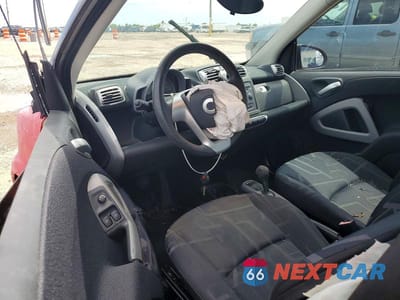 Zdjęcie 8 z 12 samochodu: 2009 SMART FORTWO PURE VIN:WMEEJ31X19K248356 - miniatura