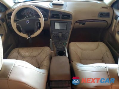 Zdjęcie 8 z 12 samochodu: 2002 VOLVO V70 XC VIN:YV1SZ58DX21071863 - miniatura