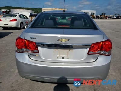 Zdjęcie 6 z 12 samochodu: 2013 CHEVROLET CRUZE LS VIN:1G1PB5SH1D7261359 - miniatura