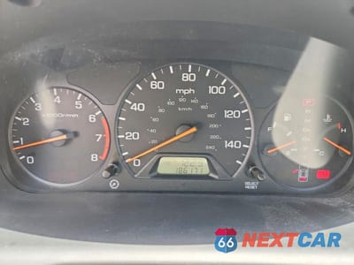 Zdjęcie 9 z 12 samochodu: 2002 HONDA ACCORD EX VIN:JHMCG66812C005653 - miniatura