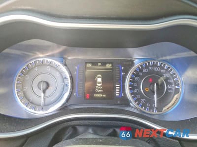 Zdjęcie 9 z 12 samochodu: 2016 CHRYSLER 200 LIMITED VIN:1C3CCCAB7GN123009 - miniatura