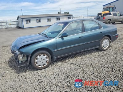 1996 HONDA ACCORD LX/EX 1HGCD5636TA278563 - główne zdjęcie licytacji z USA - miniatura