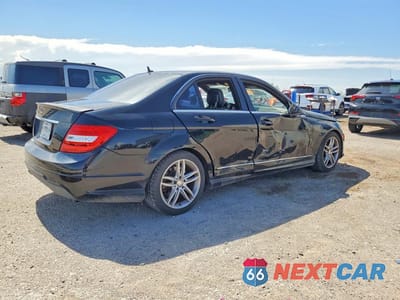 Trzecie zdjęcie samochodu z tyłu: 2014 MERCEDES-BENZ C 250 VIN:WDDGF4HB3EG236351 - miniatura