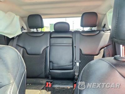 Zdjęcie 10 z 13 samochodu: 2018 JEEP COMPASS LATITUDE VIN:3C4NJDBB2JT108097 - miniatura