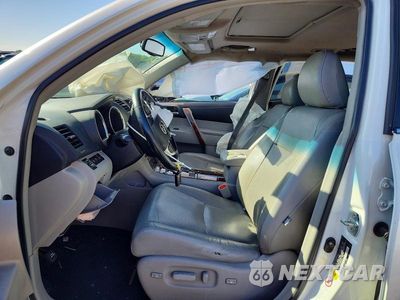 Zdjęcie 7 z 14 samochodu: 2013 TOYOTA HIGHLANDER LIMITED VIN:5TDDK3EH3DS264148 - miniatura