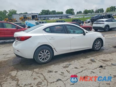 Trzecie zdjęcie samochodu z tyłu: 2017 MAZDA 3 SPORT VIN:3MZBN1U75HM135410 - miniatura