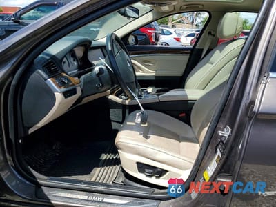 Zdjęcie 7 z 12 samochodu: 2013 BMW 528 XI VIN:WBAXH5C52DD113889 - miniatura