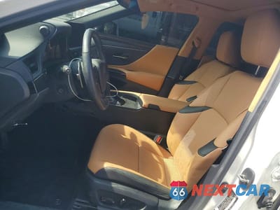 Zdjęcie 7 z 12 samochodu: 2025 LEXUS ES 300H BASE VIN:58ADA1C18SU067020 - miniatura