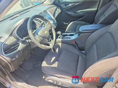 Zdjęcie 7 z 12 samochodu: 2019 CHEVROLET MALIBU LT VIN:1G1ZD5ST0KF144690 - miniatura