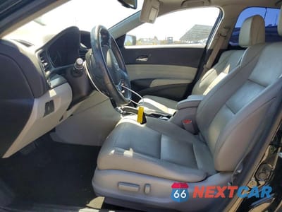 Zdjęcie 7 z 13 samochodu: 2016 ACURA ILX PREMIUM VIN:19UDE2F79GA000216 - miniatura