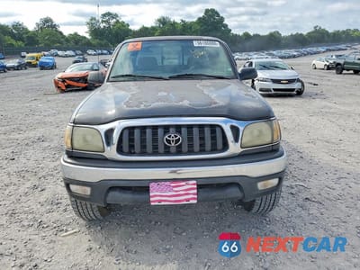 Piąte zdjęcie samochodu w środku: 2004 TOYOTA TACOMA XTRACAB VIN:5TEWM72N64Z377356 - miniatura