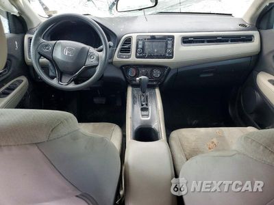 Zdjęcie 8 z 13 samochodu: 2019 HONDA HR-V LX VIN:3CZRU6H31KM718874 - miniatura