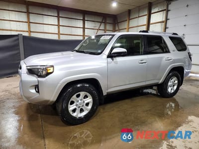 2024 TOYOTA 4RUNNER SR5 JTEEU5JR0R5314523 - główne zdjęcie licytacji z USA - miniatura