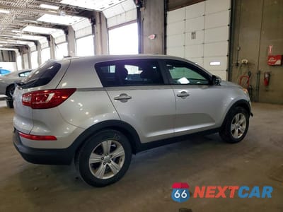 Trzecie zdjęcie samochodu z tyłu: 2013 KIA SPORTAGE LX VIN:KNDPB3A22D7535435 - miniatura