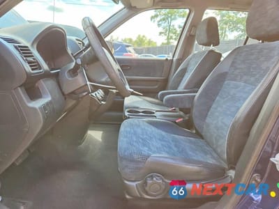 Zdjęcie 7 z 13 samochodu: 2004 HONDA CR-V LX VIN:SHSRD78504U250066 - miniatura