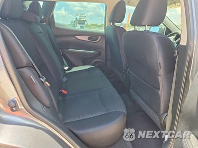 Zdjęcie 10 z 13 samochodu: 2020 NISSAN ROGUE SPORT S VIN:JN1BJ1CVXLW551849 - miniatura