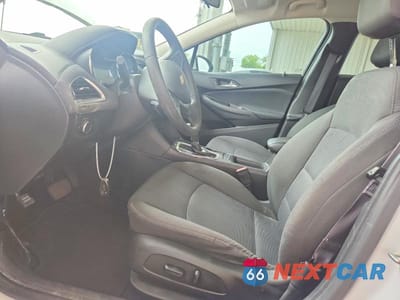 Zdjęcie 7 z 12 samochodu: 2017 CHEVROLET CRUZE LT VIN:1G1BE5SM6H7244674 - miniatura