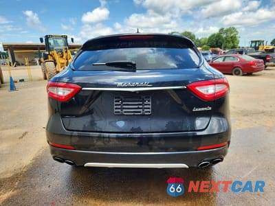 Zdjęcie 6 z 13 samochodu: 2017 MASERATI LEVANTE S LUXURY VIN:ZN661YUL1HX241268 - miniatura