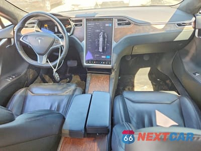 Zdjęcie 8 z 12 samochodu: 2017 TESLA MODEL S VIN:5YJSA1E26HF197016 - miniatura