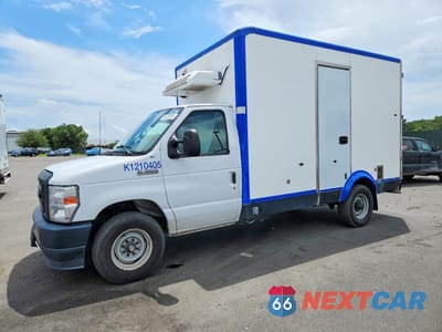 2023 FORD E350 REFRIGERATED BOX TRUCK 1FDWE3FK5PDD09743 - główne zdjęcie licytacji z USA - miniatura