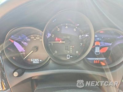Zdjęcie 9 z 13 samochodu: 2022 PORSCHE MACAN VIN:WP1AA2A52NLB10236 - miniatura